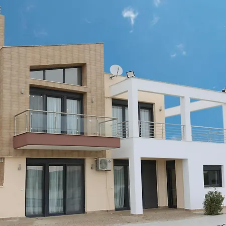 Vilă Villa Incognito With Pool - Perfect Hospitality